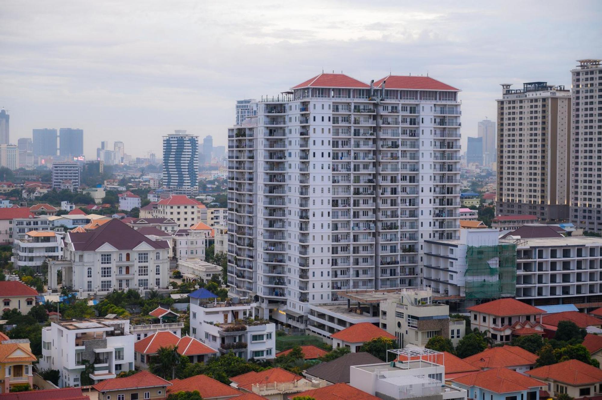 Mekongview 2 Condotel Пном Пен Екстериор снимка