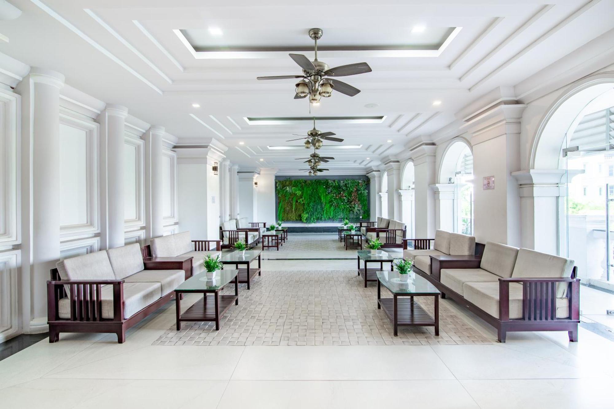 Mekongview 2 Condotel Пном Пен Екстериор снимка