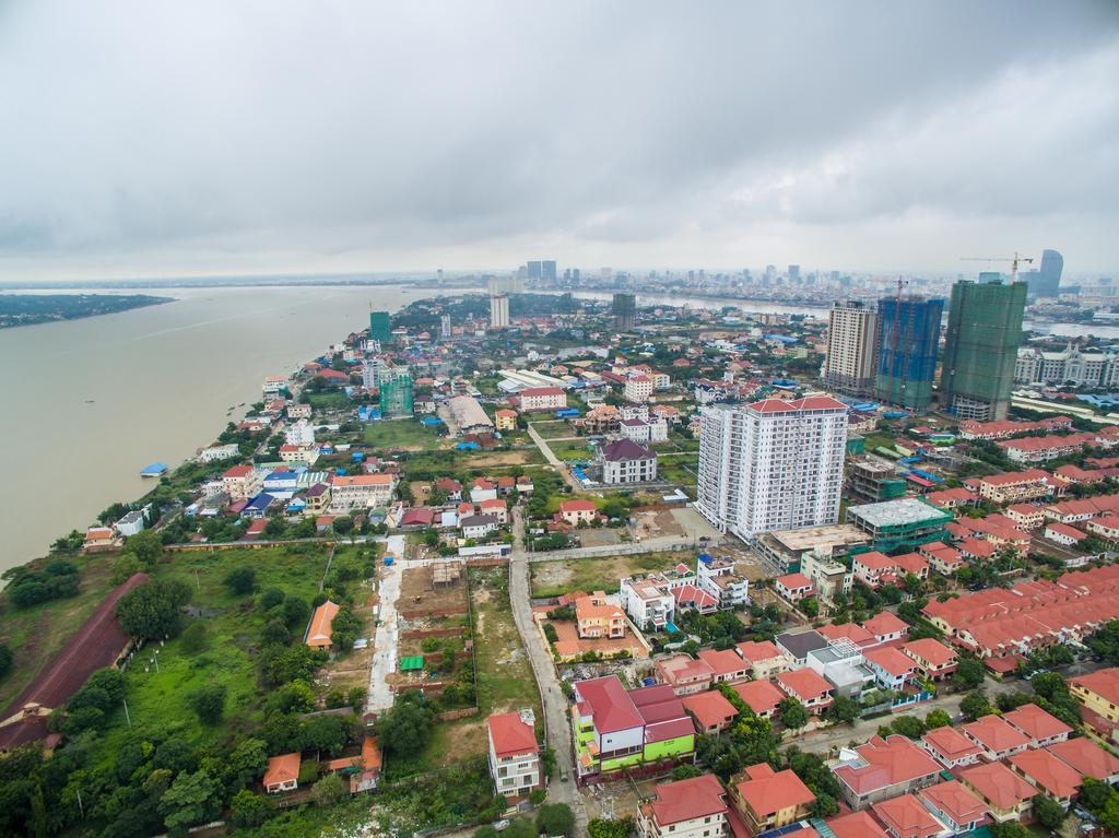 Mekongview 2 Condotel Пном Пен Екстериор снимка
