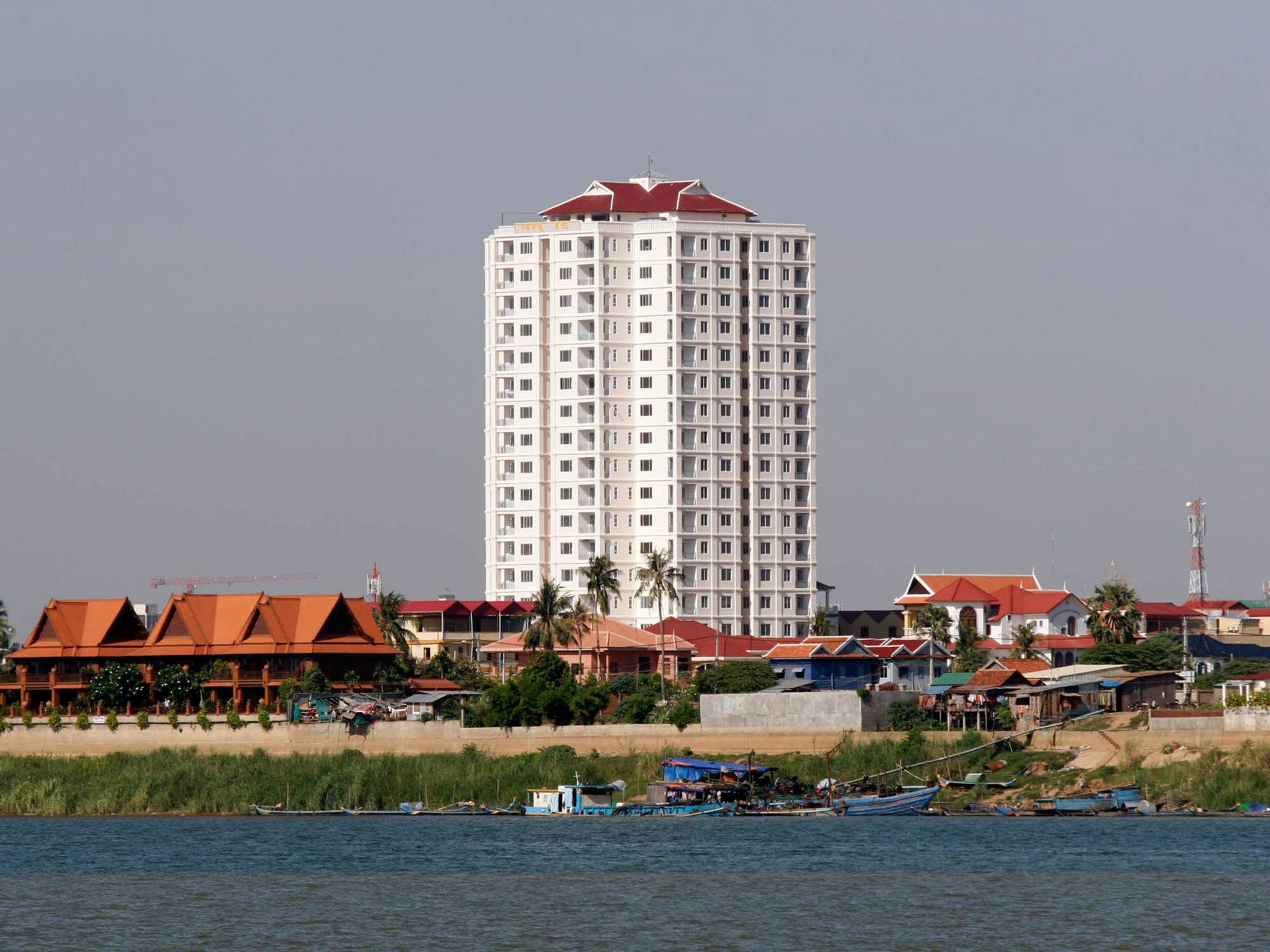 Mekongview 2 Condotel Пном Пен Екстериор снимка