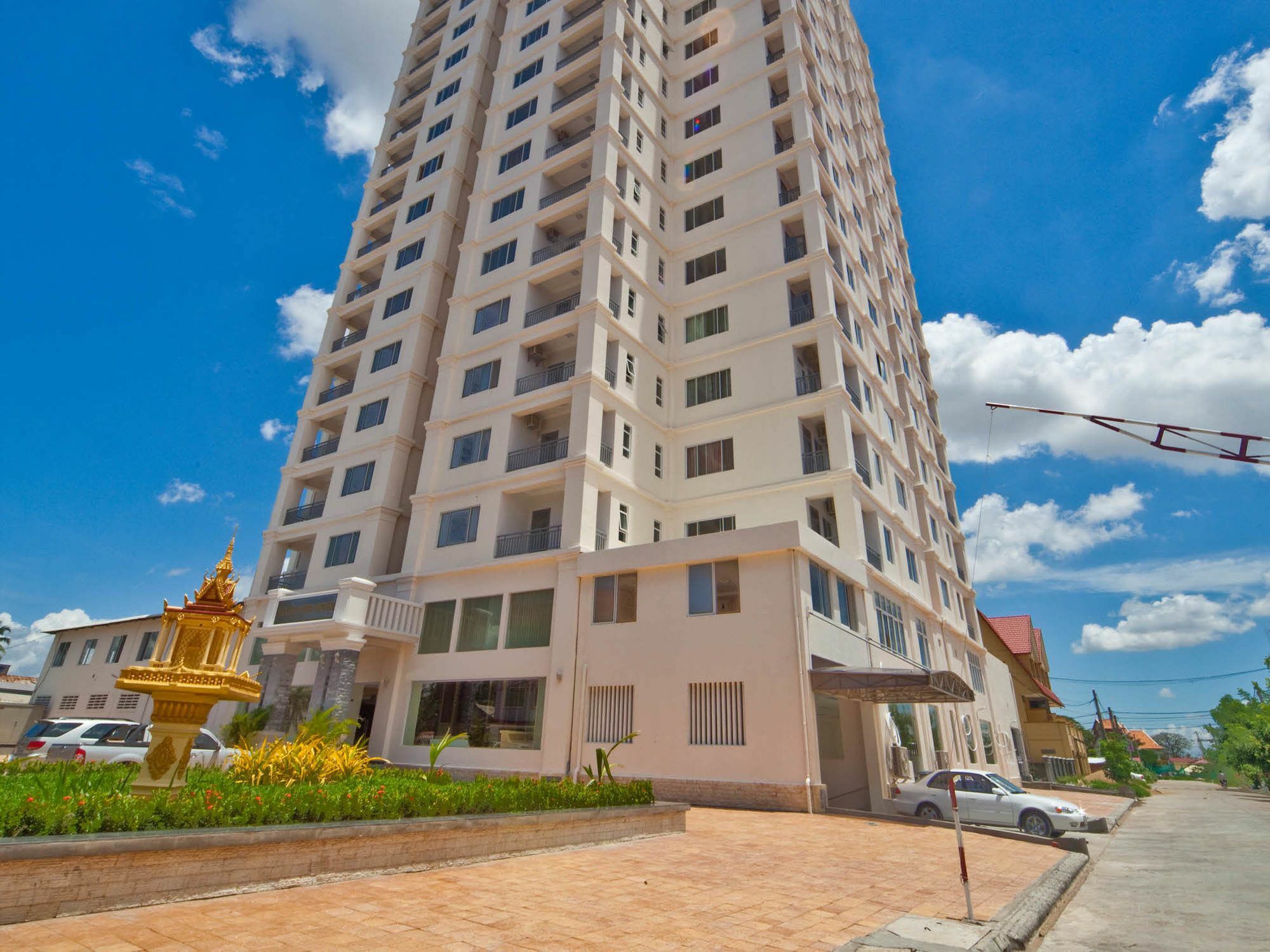 Mekongview 2 Condotel Пном Пен Екстериор снимка